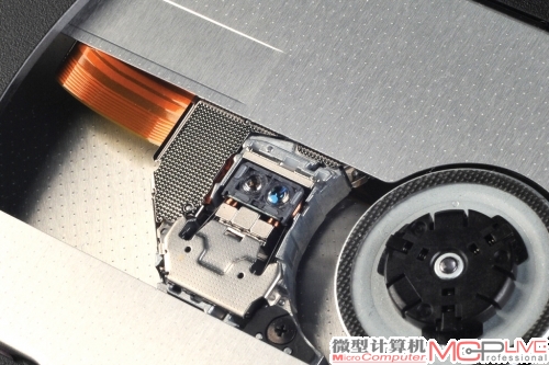 不止有原生3.0 华硕P8Z77-V DELUXE 不止有原生3.0 华硕P8Z77-V DELUXE